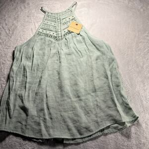 blu pepper seafoam green halter style tank crochet embellishment on bust BNWT